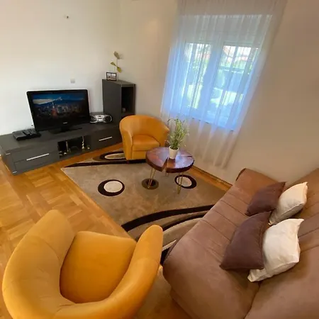 Lovely 1-bedroom With Free Parking